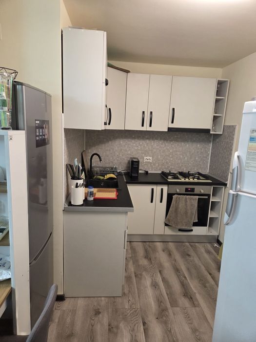 Vilă modernă de închiriat în regim hotelier – spațioasă, complet utila