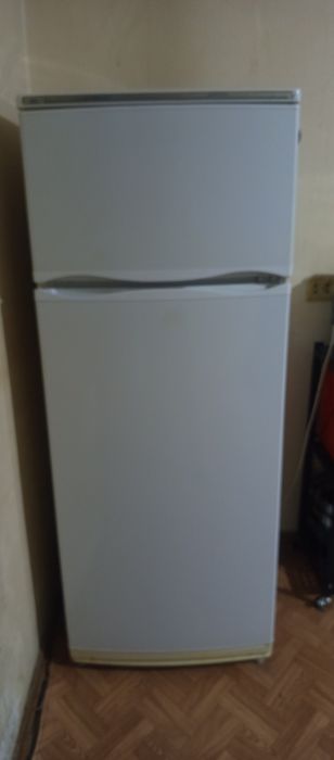 Двухкамерный холодильник, АТЛАНТ (В хорошем состоянии)