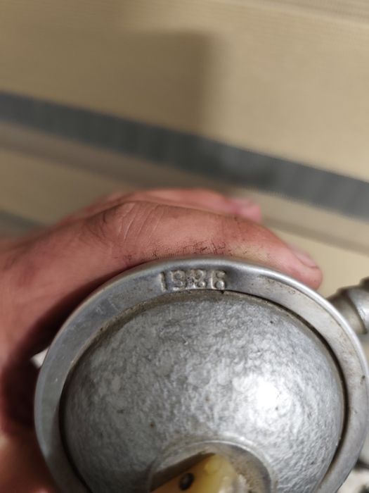 Продавам два редуци вентила