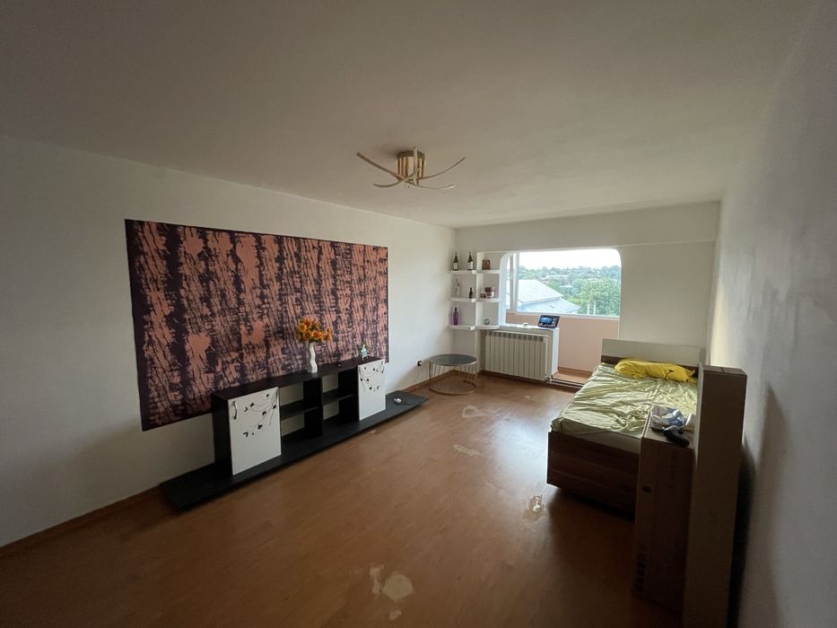 De inchiriat Apartament 3 camere 84 mp