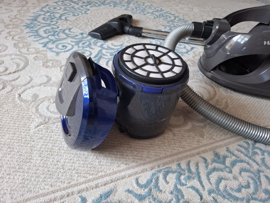 Продам Пылесос Haley HY-1502