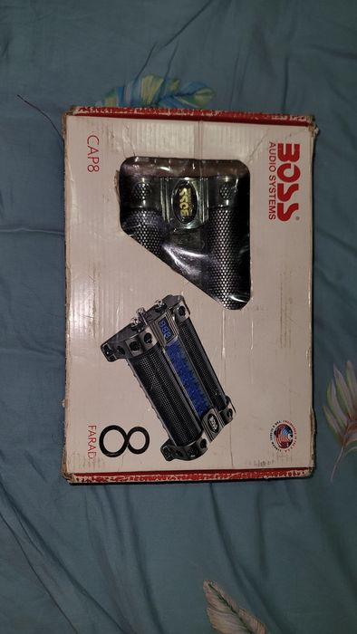 Накопитель Boss audio , конденсатор 8 фарад