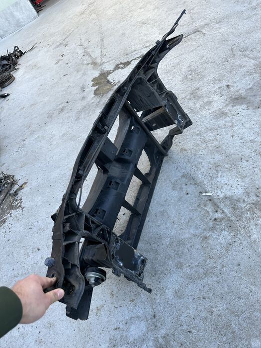 Маска очиларка BMW E90 E91 LCI Facelift бмв е90 е91 фейс