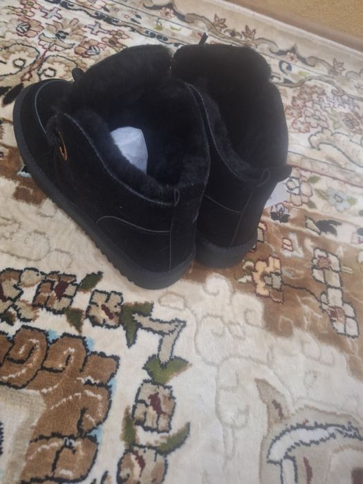 Сапоги угги зима ,новые