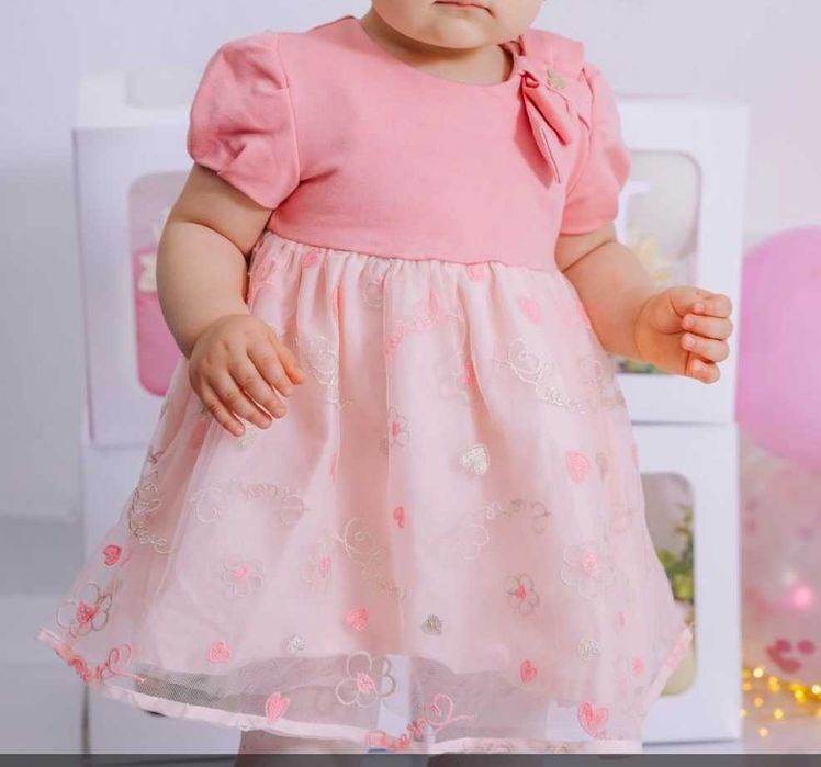 Официална рокля Mayoral (ОБЛИЧАНА САМО ЗА ФОТОСЕСИЯ)