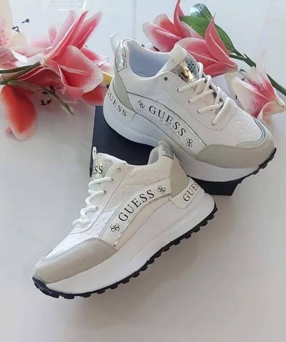 Adidași damă și barbati