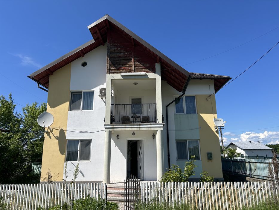 Casă P+1 128 mp utili, + a doua locuință, teren 2.496 mp – Slătioarele