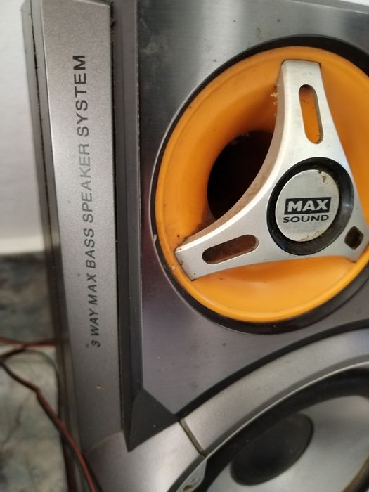 Boxe Philips Max 3 căi și bass reflex