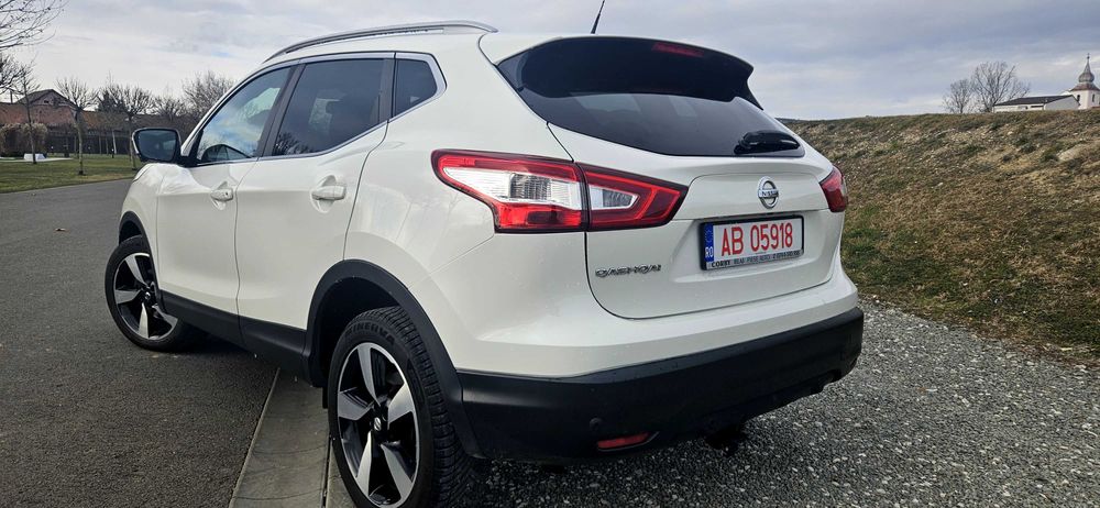 Nissan qashqai 1.2 2015