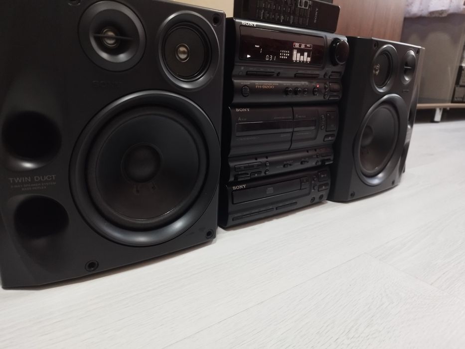 Музыкальный центр Сони