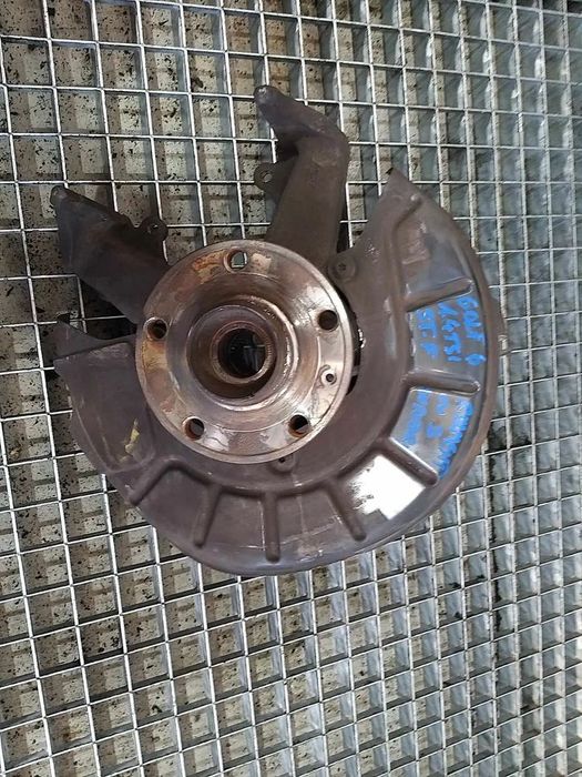 Fuzeta stanga fata 1.4 tsi vw golf 6 5k