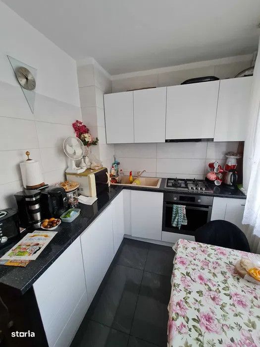 Vand apartament 3 camere, Dambu Rotund