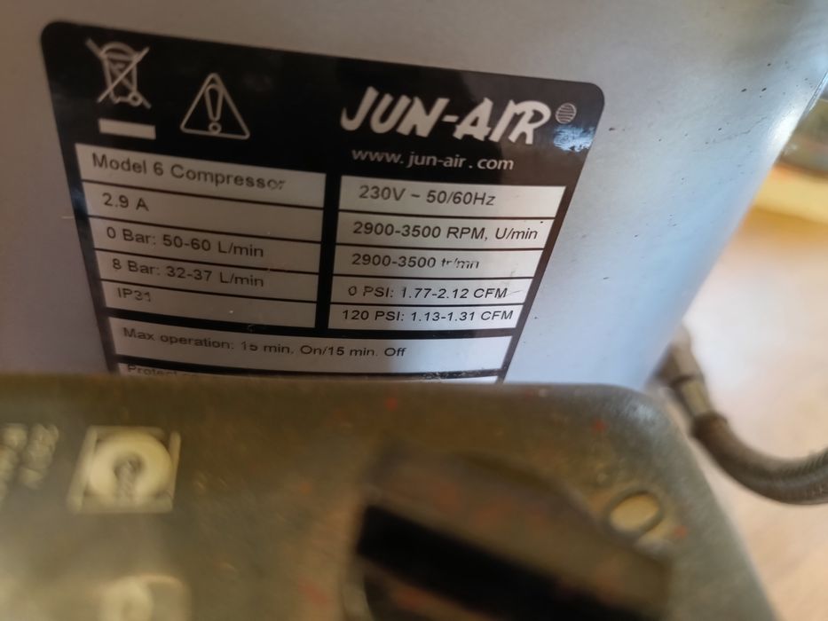 Compresor Jun Air medical  16 BAR America