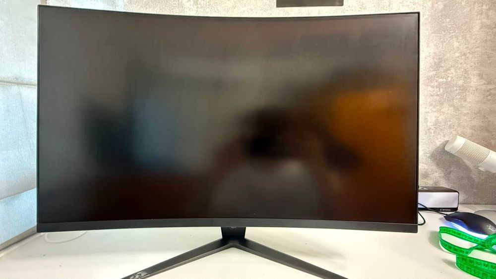 монитор GameMax 27"