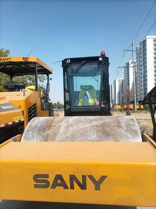 Одно Вальцовый  каток SANY SSR200AC-8H 20 Тн  в наличий (XCMG)