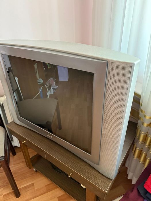 Продам телевизор JVC