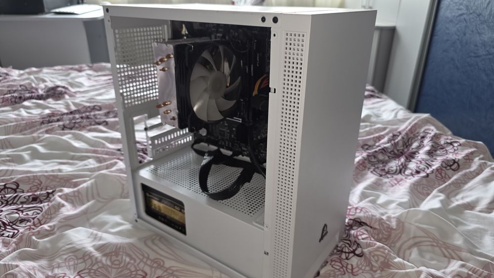 Unitate pc i5 12400f