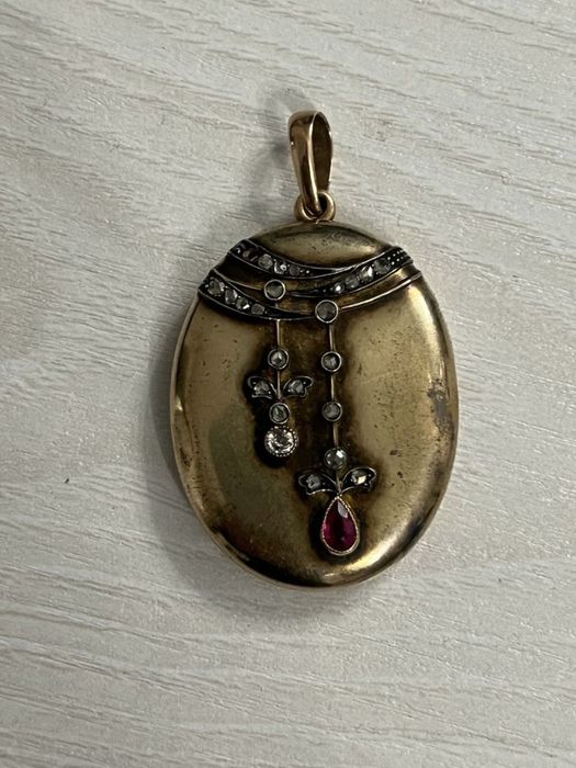 Кулон 56 проба . Рубин красота !