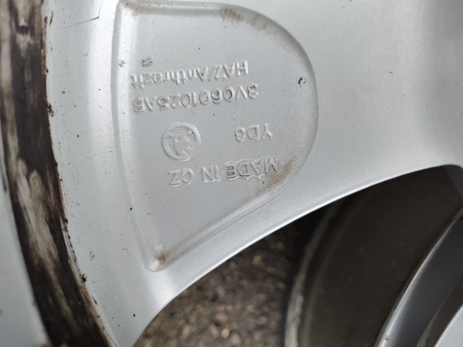 17" оригинални алуминиеви джанти за Skoda Octavia...
