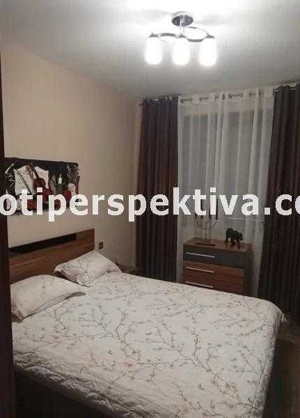 Продава се Тристаен апартамент в Пловдив, Кючук Париж - 78 кв.м за 1731 €/кв.м - Снимка #10