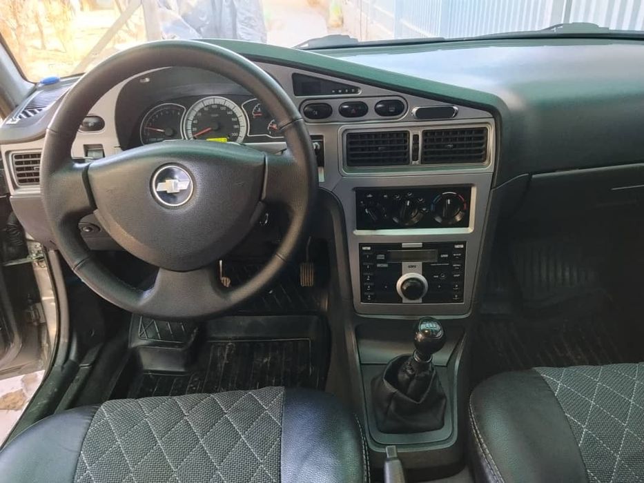 Продам свою нексию.