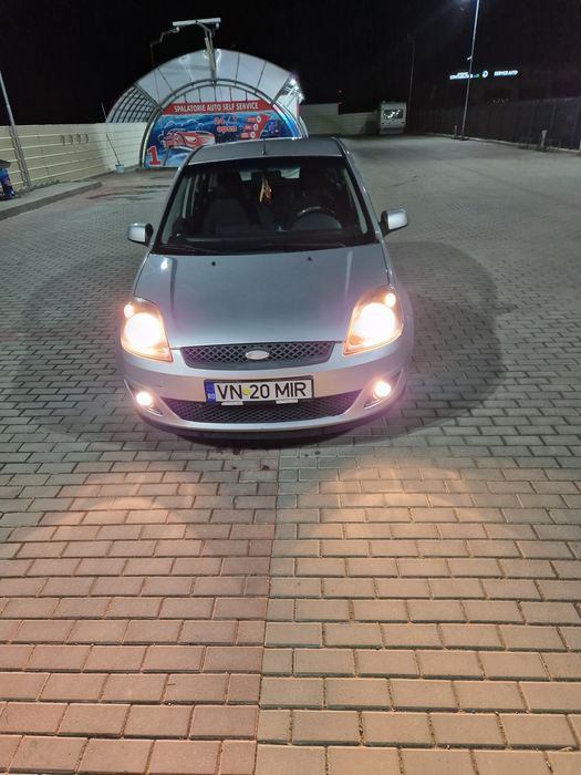FORD Fiesta 2007 — imagine 3