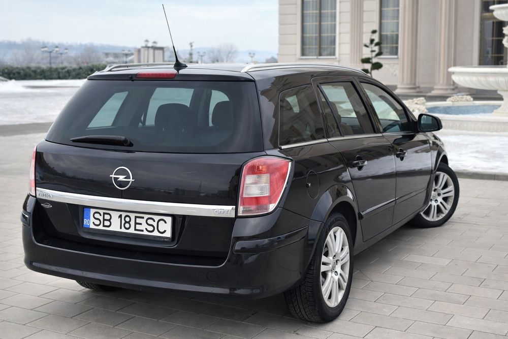 Opel Astra H 2010 Station Wagon 1.3DCI