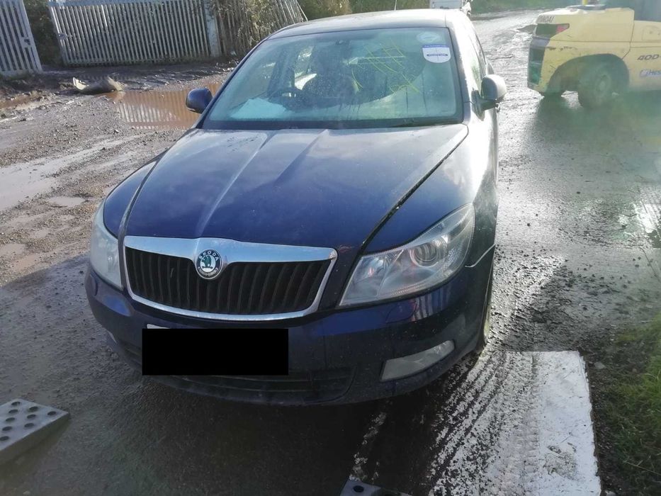 Piese caroserie Skoda Octavia 2 facelift 2010 1.9 Bxe