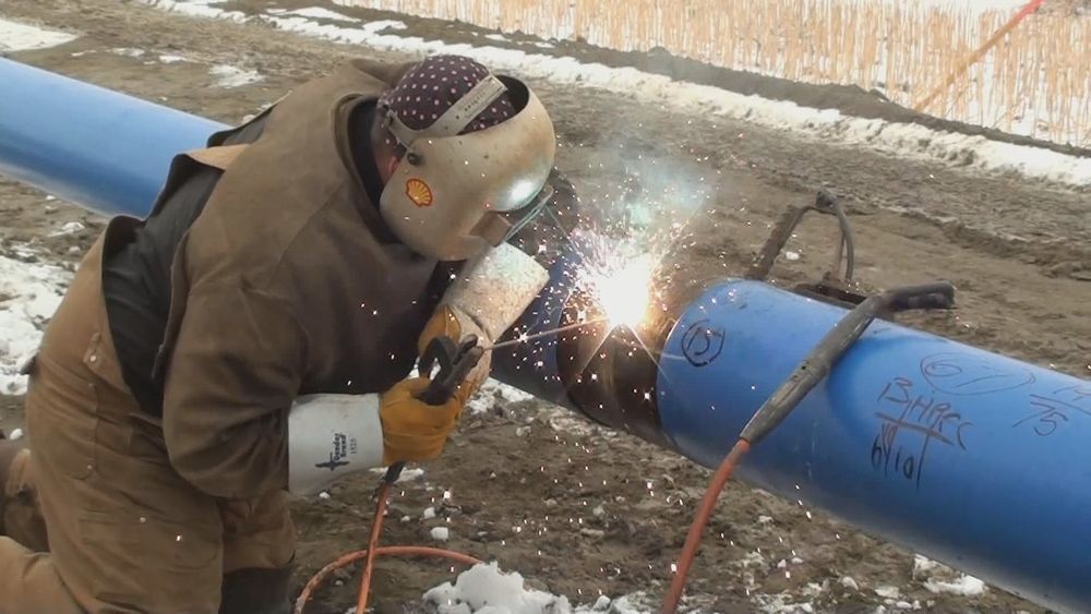 Сварщик  (сварочные работы на выезд)
