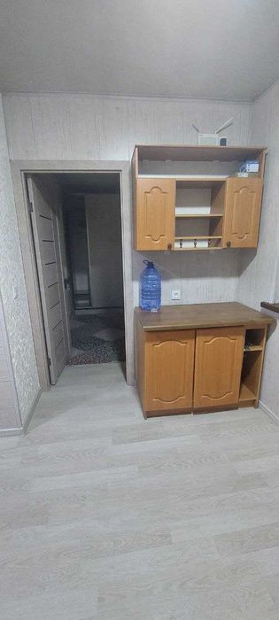 4мкр.да 1 хонали 2 этажда идеал холатда квартира сотилади