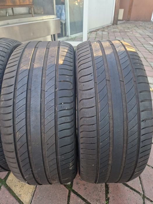 Anvelope Michelin si Minerva