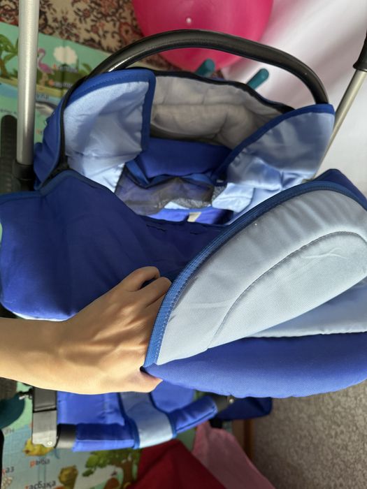 Коляска многофункциональная