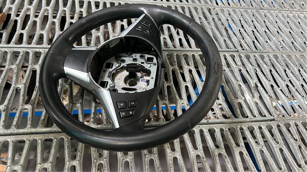 Volan sport fara airbag start stop bmw e60 61 e63