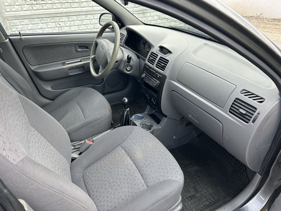 Kia Rio An 2006 102000 km