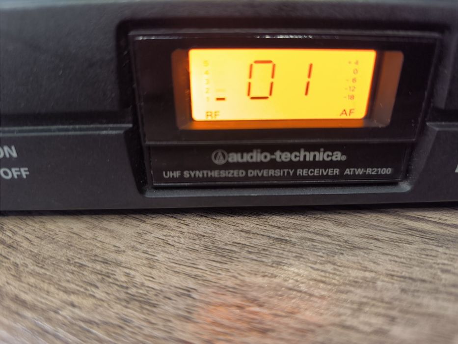 Receiver Audio Technica ATW-R2100 Microfon wireless  ATW-T341