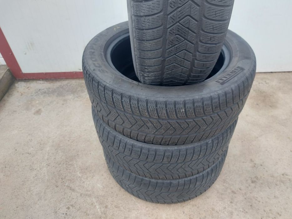 150 lei bucata! Set anvelope M+S/IARNA 235 55 r19 Pirelli dot 2022