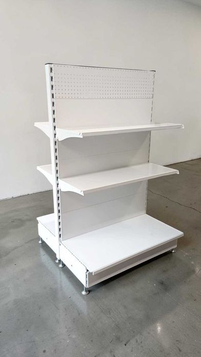 Двулицев стелаж с три рафта