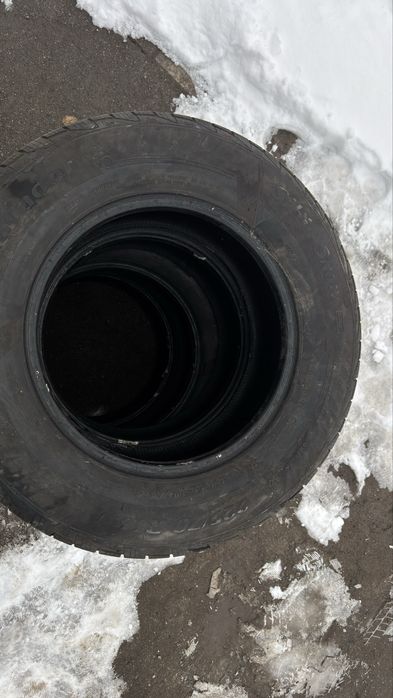 Шины на авто  225/70/р16