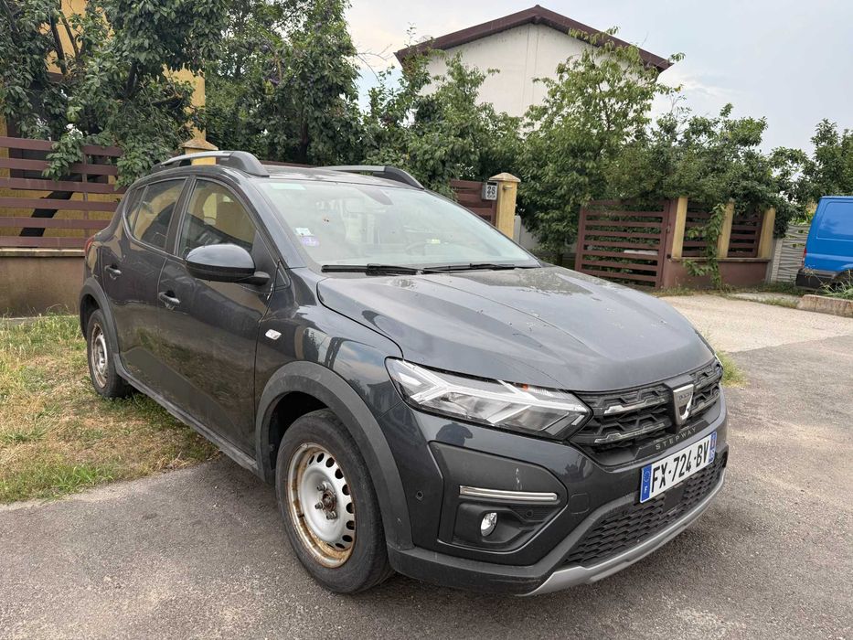 Dacia Sandero Stepway GPL usor avariat