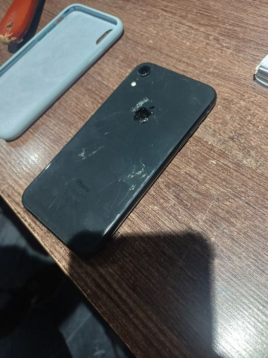 Iphone XR 128гб аккум 77