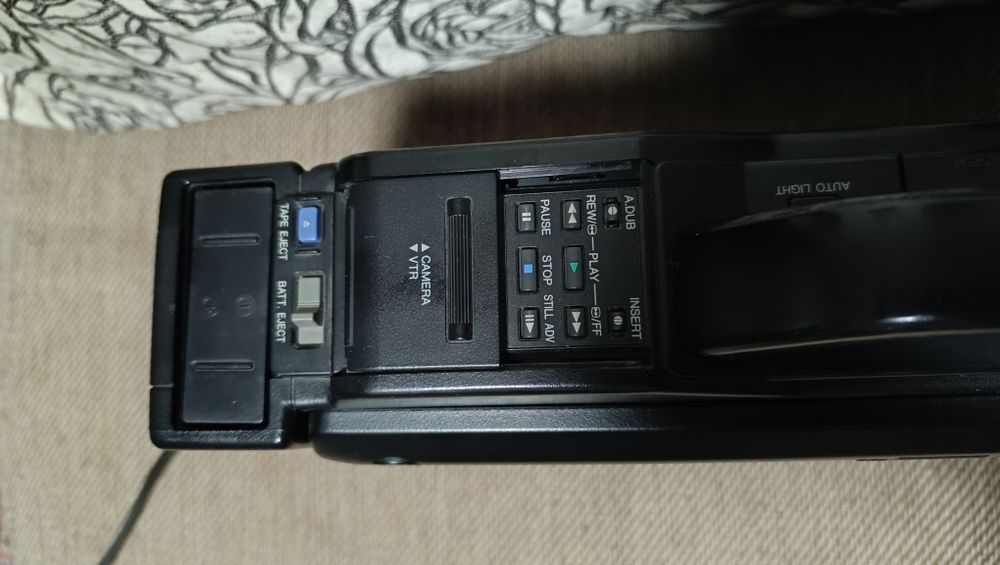 Видеокамера Panasonic  M 3000