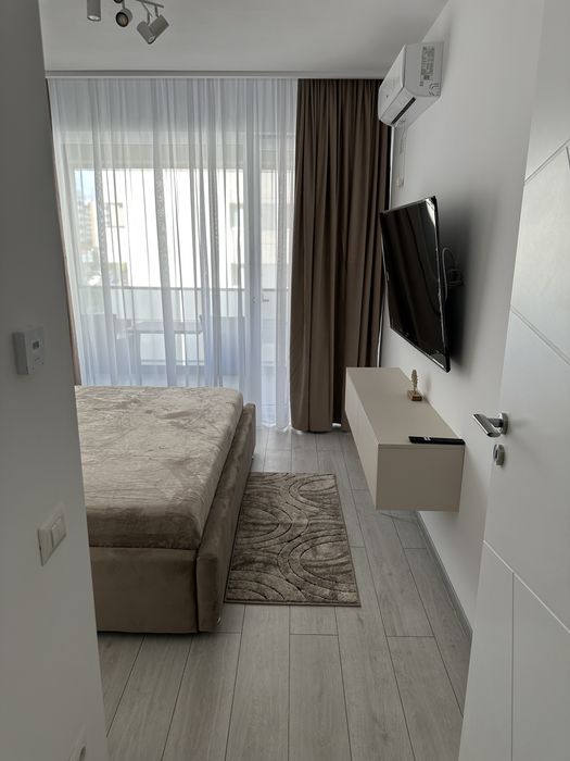 Apartament/ studio 2 camere de inchiriat metrou Berceni, loc de parcare subteran