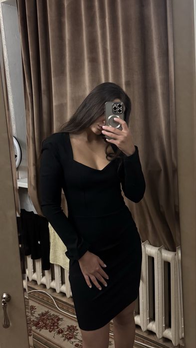 Продам черное платье