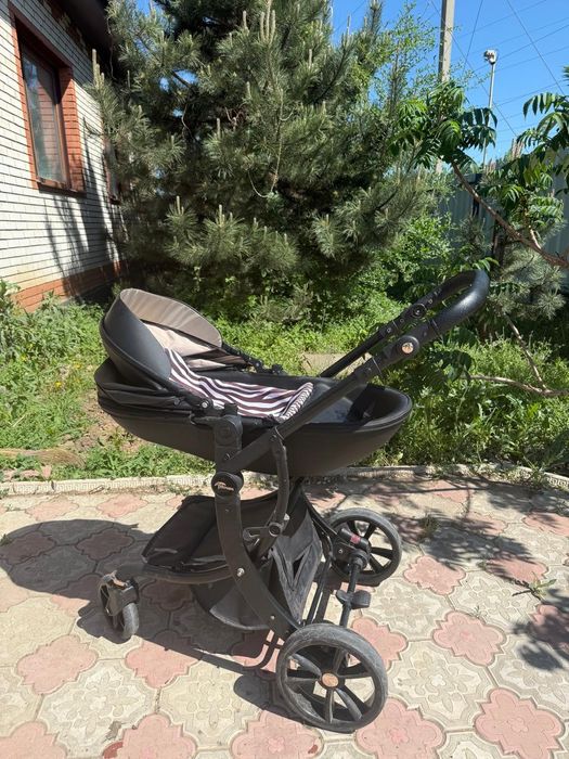 Каляска продоется