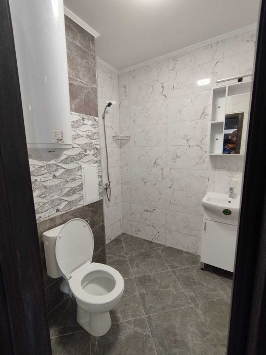 Дава се под наем Едностаен апартамент в Пловдив, Южен - 40 кв.м за 299 € - Снимка #3