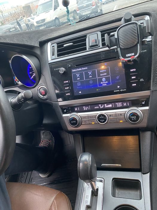 Subaru Outback 2017 Touring СРОЧНО