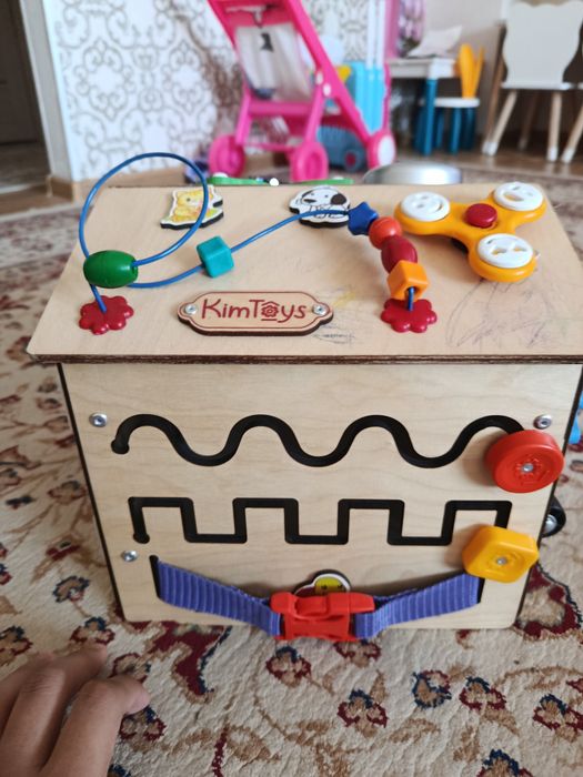 Детский домик развивающий