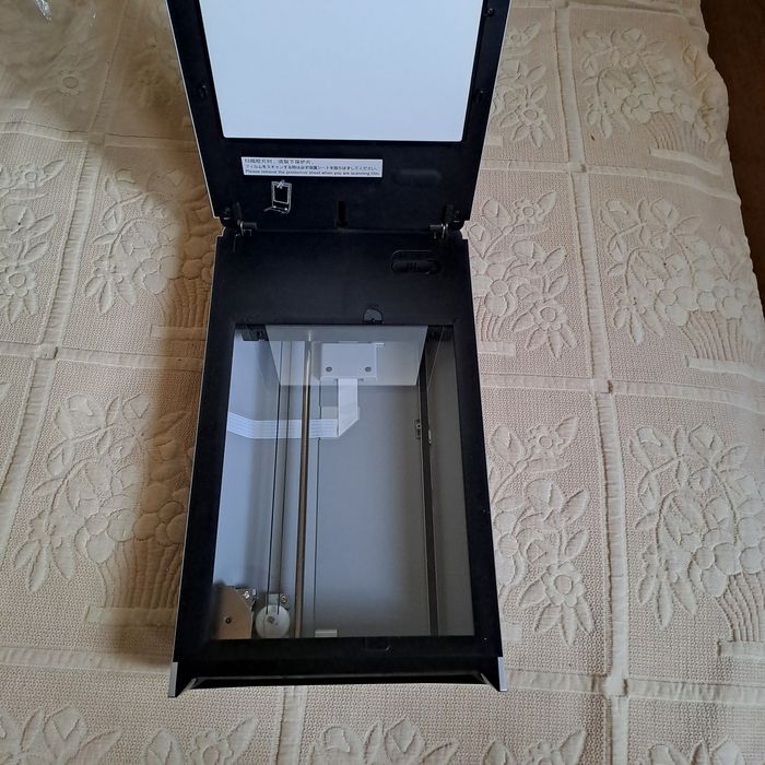 Скенер за филми,снимки и документи