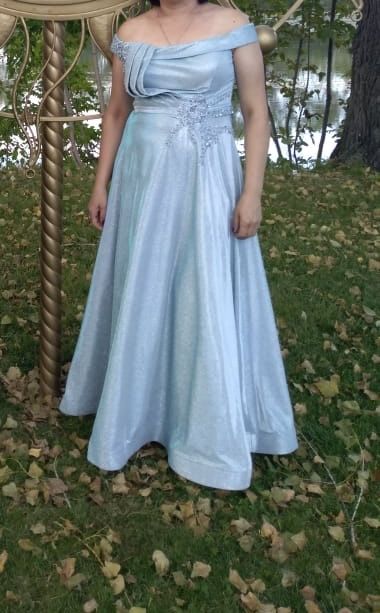 Продажа вечерних платьев