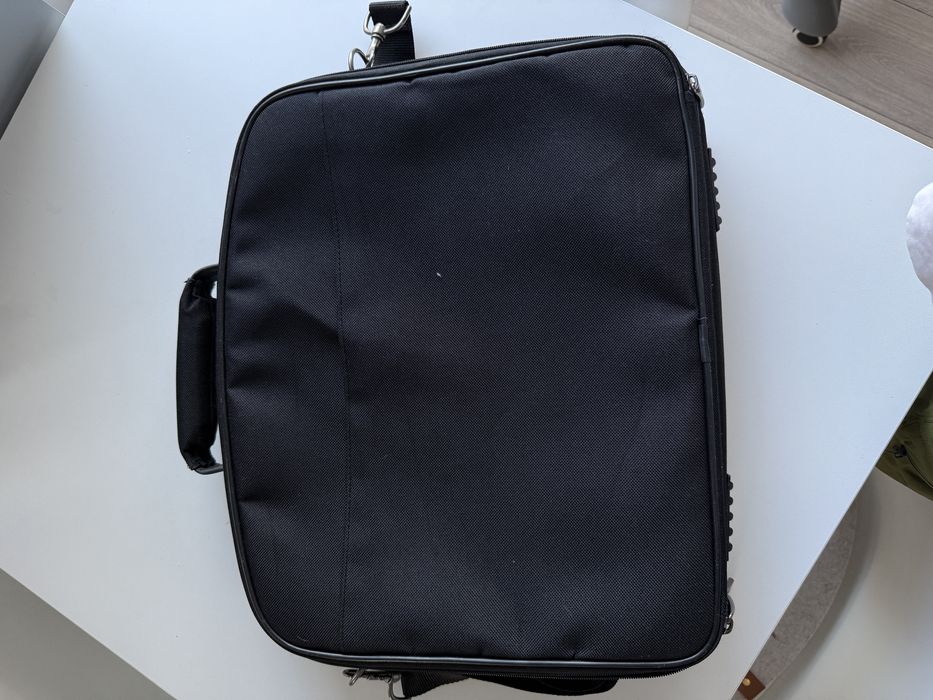 чанта за лаптоп Dicota - 15.6